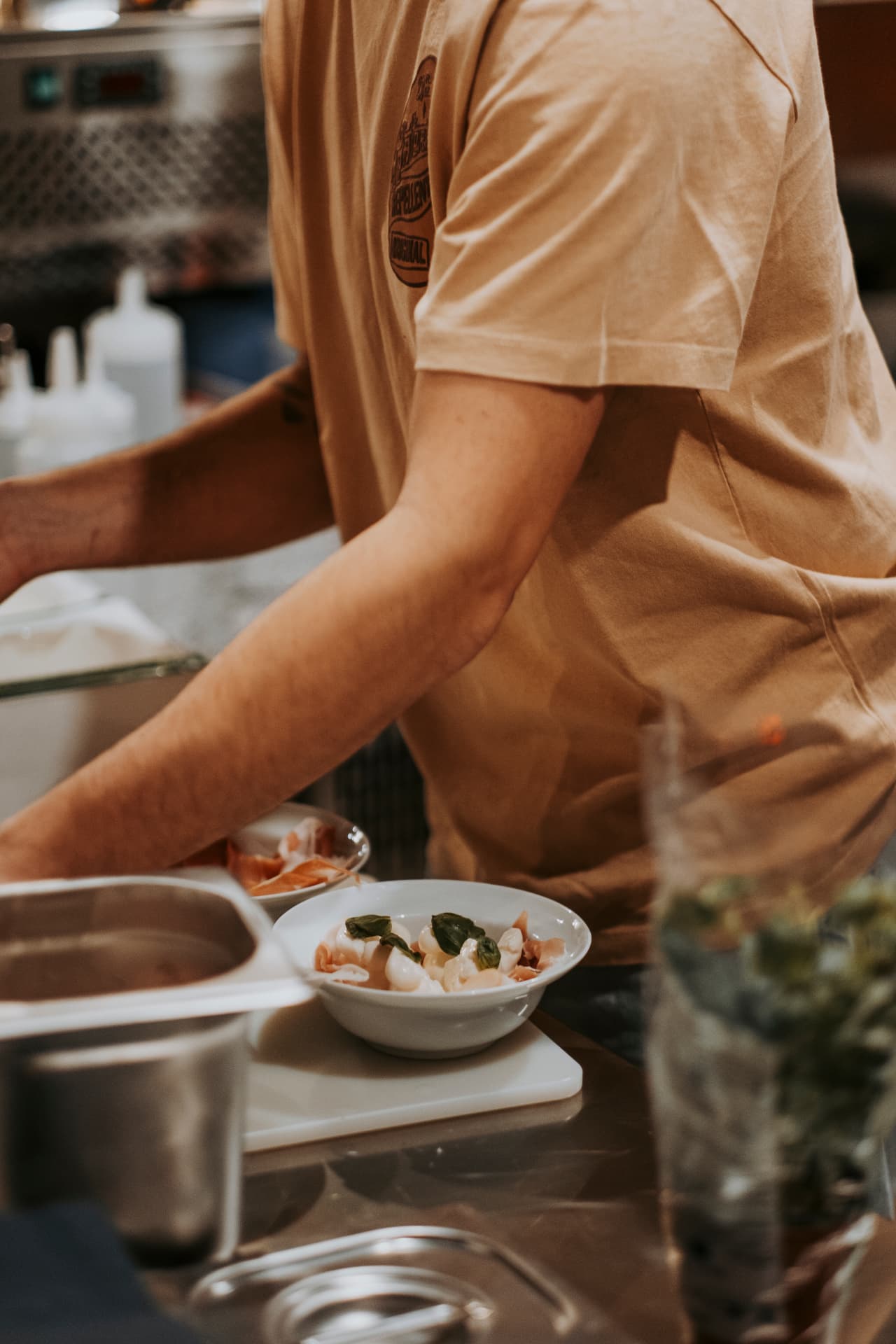 Dressage d'une burrata en cuisine
